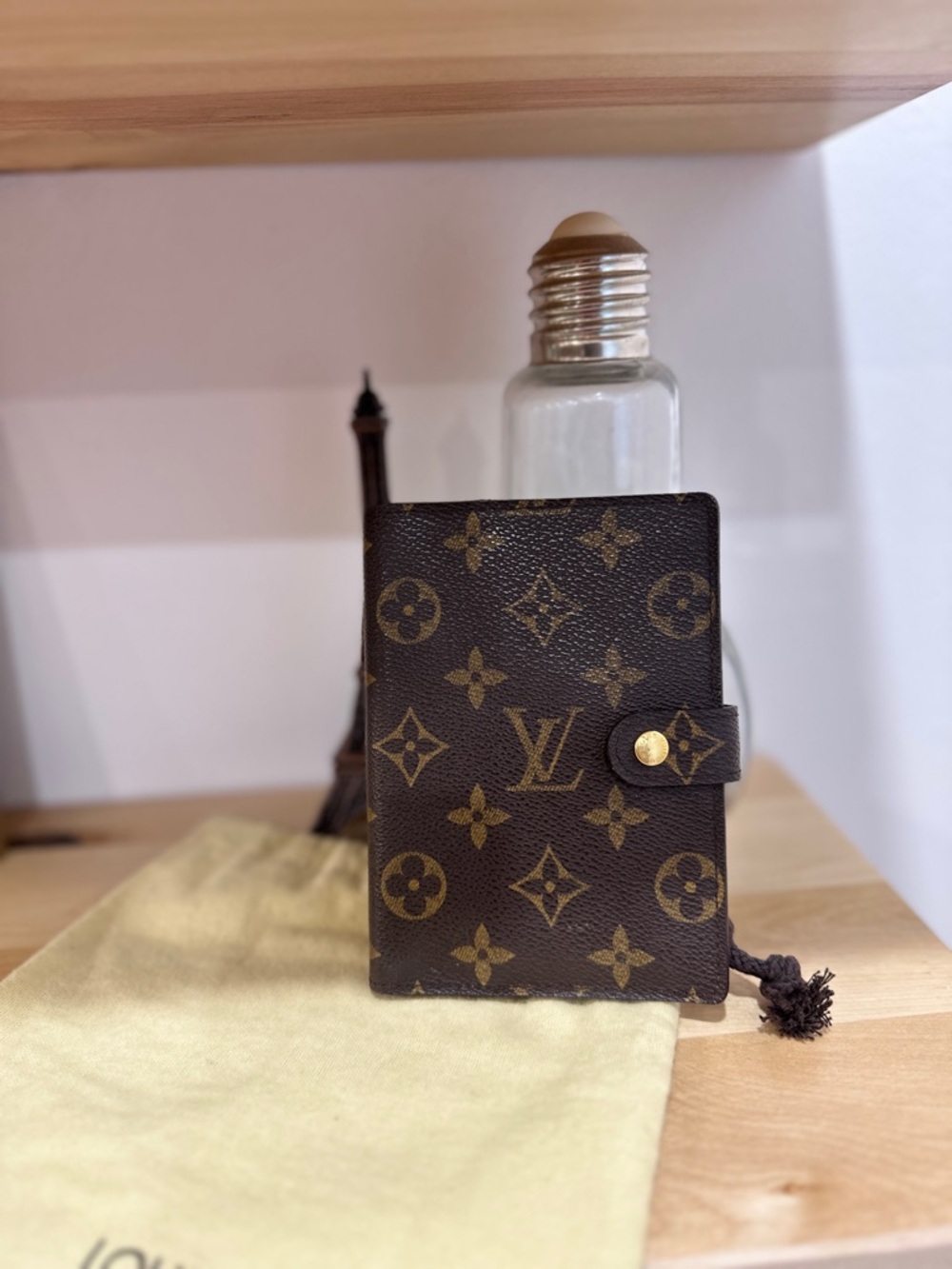 Authentic Louis Vuitton Monogram Canvas Small Agenda Cover - Brown/Tan - Picture 4 of 15